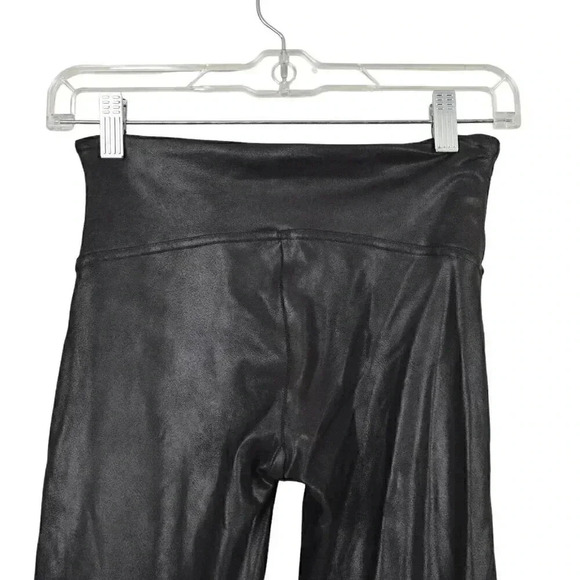Spanx Faux Leather Moto Leggings Black Shaping Waistband Size Small - Picture 9 of 14